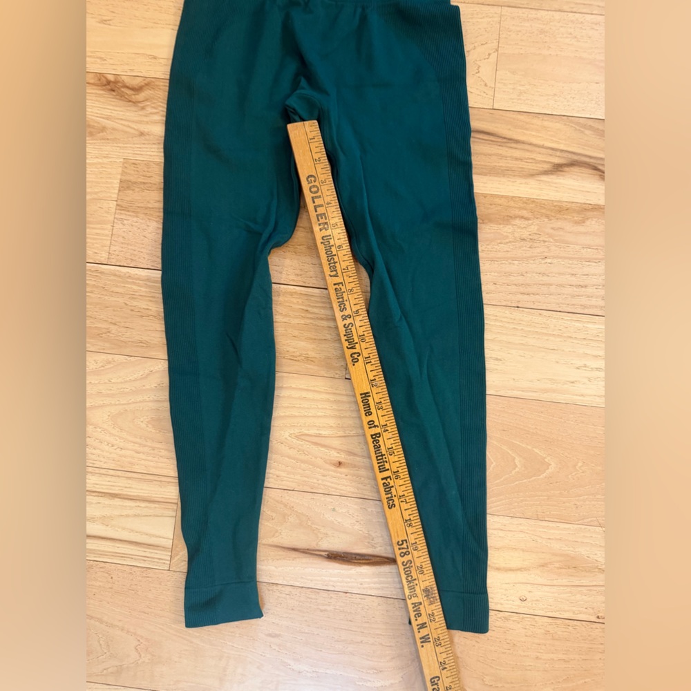 Set Active leggings size medium - Picture 6 of 7